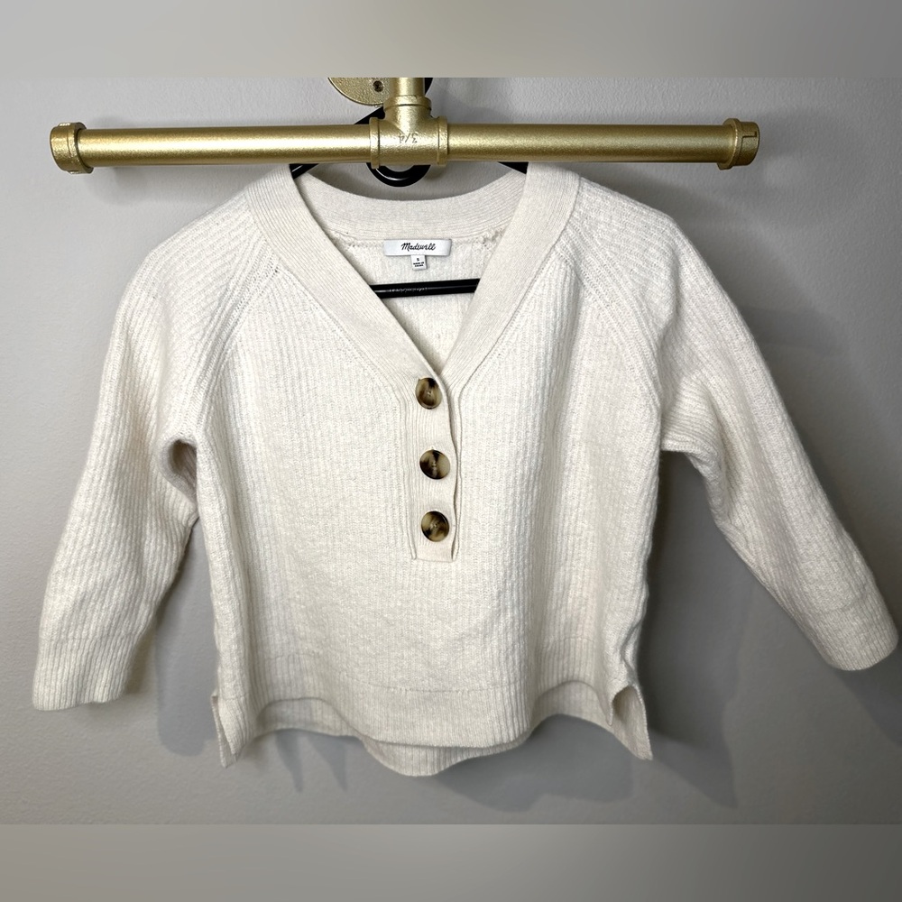 EUC Madewell Women’s S cream color sweater slightly cropped long sleeve